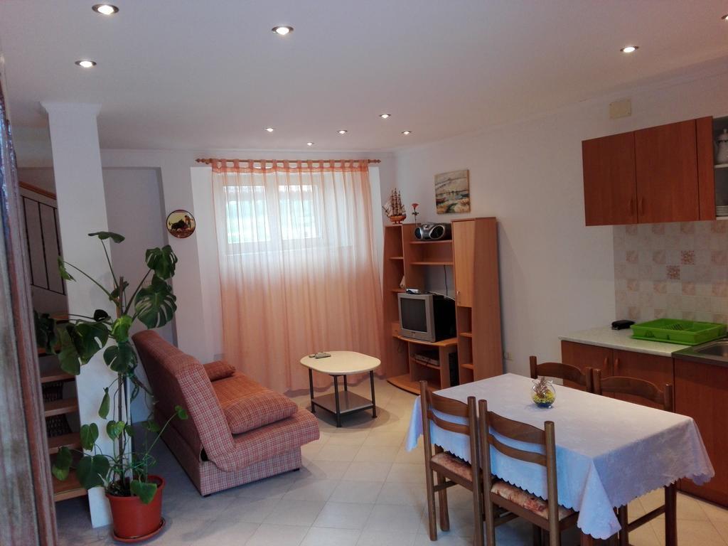 Apartment Luka Novigrad Istria Εξωτερικό φωτογραφία